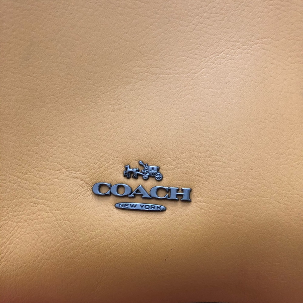 Coach handbag - Picture 2 of 10